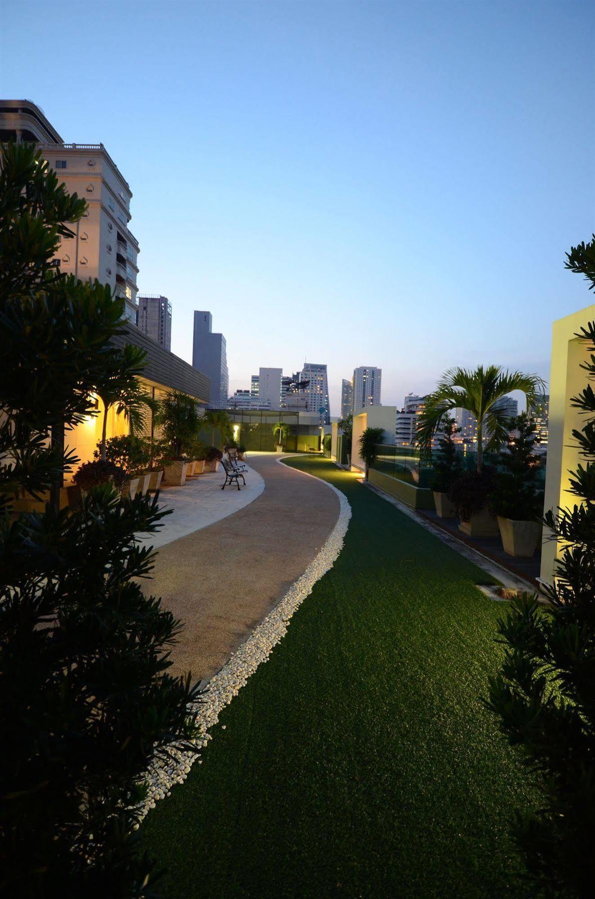 Beverly 33 By Aspira Bangkok Ngoại thất bức ảnh